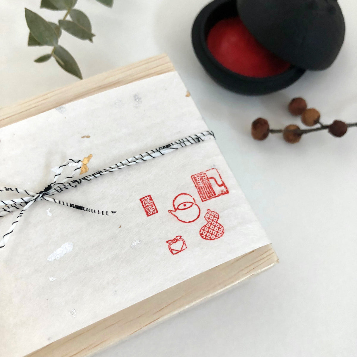 KYUKANDO Yura-No-In Wooden Stamp - Fukuroshiki Gift Box-niconeco zakkaya